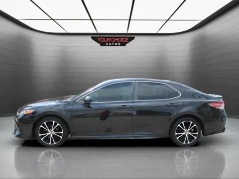 Another view of 2019 Toyota Camry SE 4dr Sedan for sale in Waukegan, IL at Your Choice Autos - Waukegan