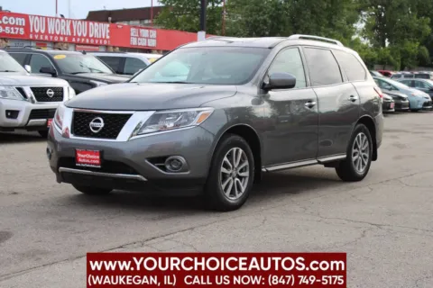 Gray 2016 Nissan Pathfinder S for sale in Waukegan, IL