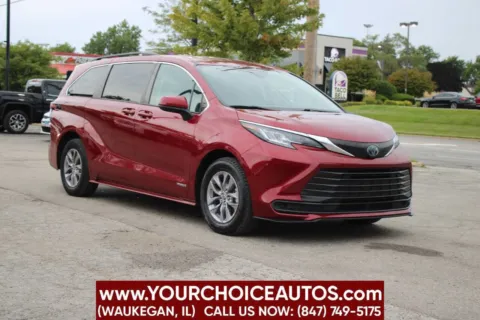 Another view of 2021 Toyota Sienna LE for sale in Waukegan, IL at Your Choice Autos - Waukegan