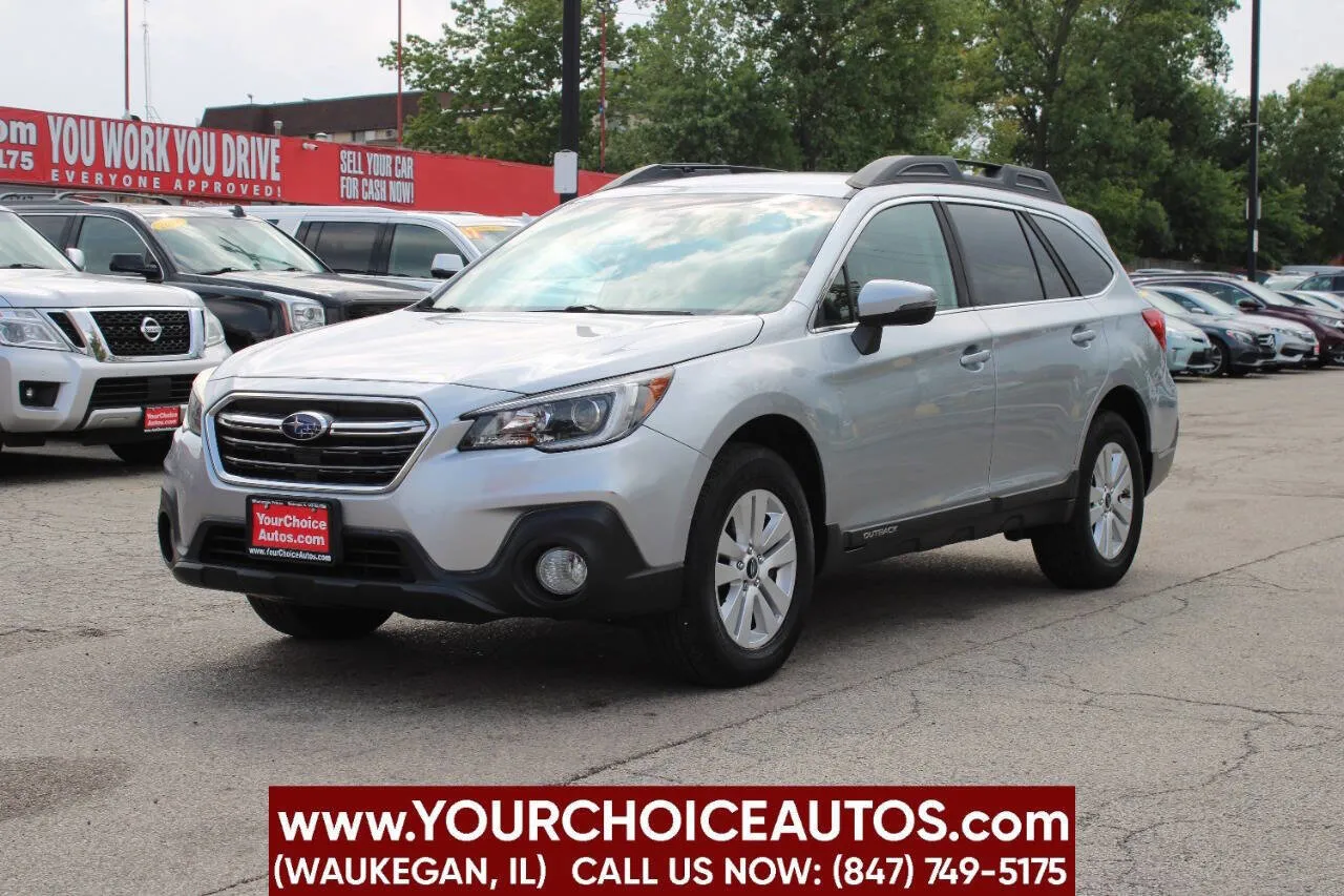 Silver 2018 Subaru Outback Premium for sale in Waukegan, IL