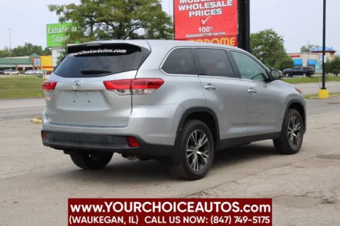 More photos of 2019 Toyota Highlander LE AWD 4dr SUV at Your Choice Autos - Waukegan, IL