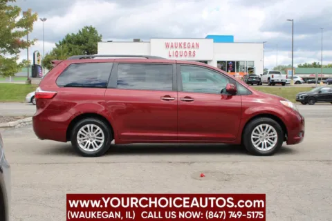 More photos of 2017 Toyota Sienna XLE Premium 8 Passenger 4dr Mini Van at Your Choice Autos - Waukegan, IL