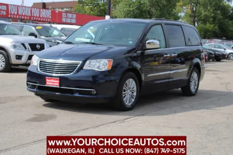 Blue 2016 Chrysler Town & Country Touring-L Anniversary Edition for sale in Waukegan, IL