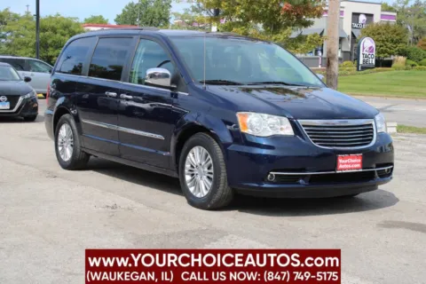 Another view of 2016 Chrysler Town & Country Touring-L Anniversary Edition for sale in Waukegan, IL at Your Choice Autos - Waukegan