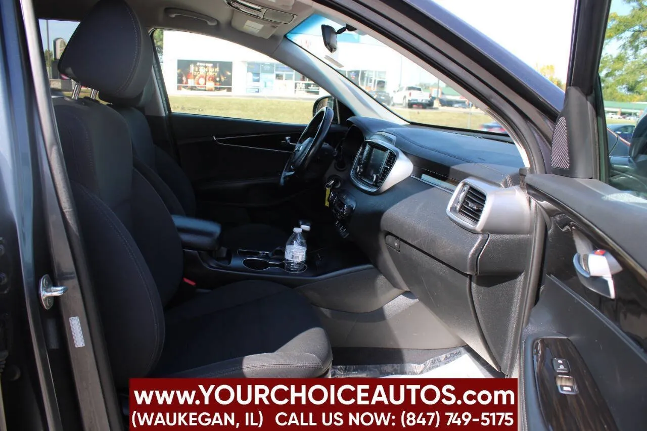 2020 Kia Sorento LX - Photo 15