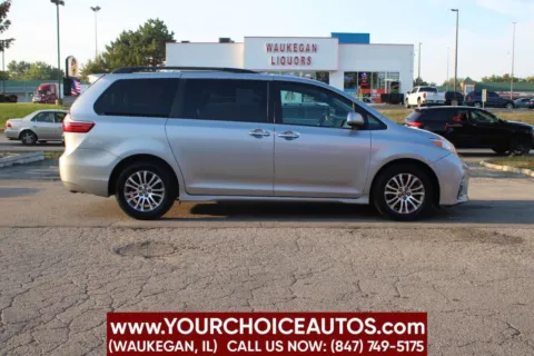 More photos of 2018 Toyota Sienna XLE 8 Passenger 4dr Mini Van at Your Choice Autos - Waukegan, IL