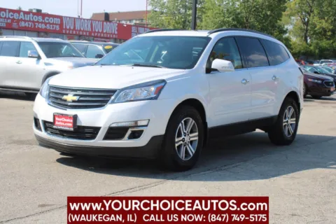 White 2016 Chevrolet Traverse LT for sale in Waukegan, IL