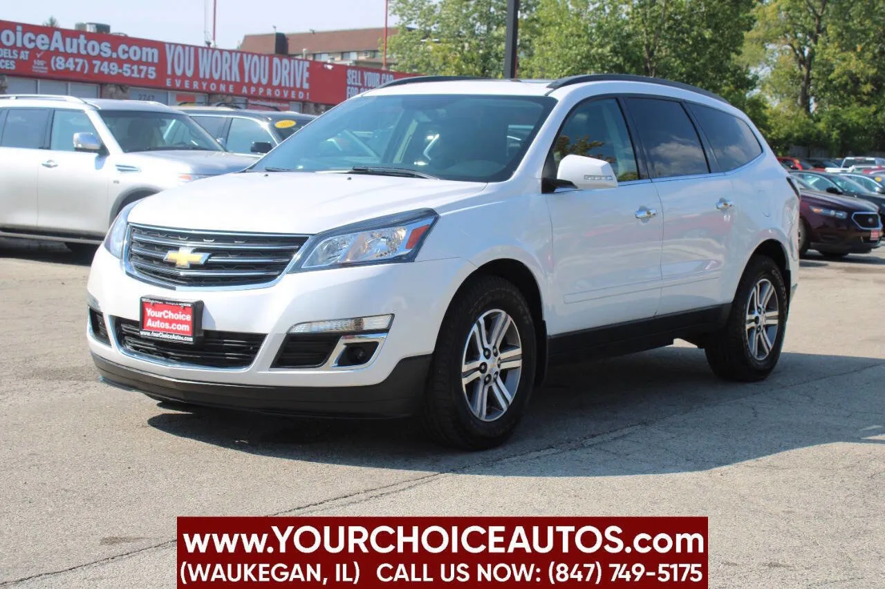 White 2016 Chevrolet Traverse LT for sale in Waukegan, IL