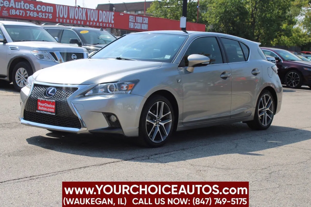 Silver 2017 Lexus CT Base 4dr Hatchback for sale in Waukegan, IL