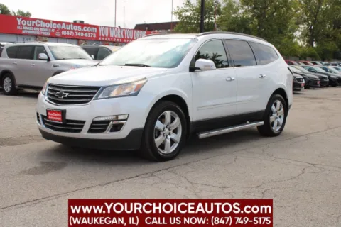 White 2017 Chevrolet Traverse Premier for sale in Waukegan, IL