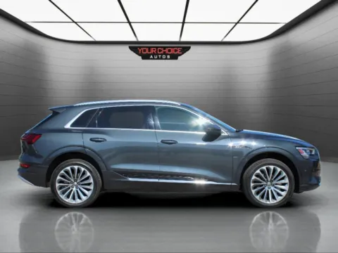 More photos of 2019 Audi e-tron Prestige at Your Choice Autos - Waukegan, IL