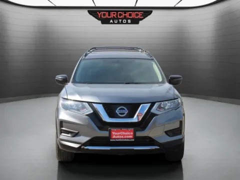 Photos of 2017 Nissan Rogue SV for sale in Waukegan, IL at Your Choice Autos - Waukegan