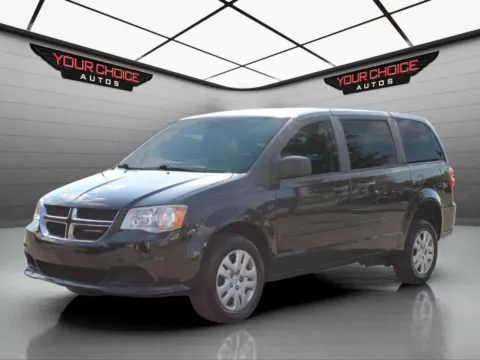 Photos of 2019 Dodge Grand Caravan SE for sale in Waukegan, IL at Your Choice Autos - Waukegan