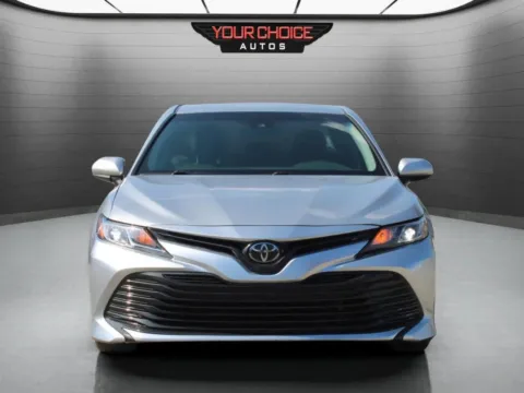 Photos of 2018 Toyota Camry L 4dr Sedan for sale in Waukegan, IL at Your Choice Autos - Waukegan
