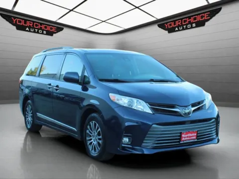 Another view of 2019 Toyota Sienna XLE 8 Passenger 4dr Mini Van for sale in Waukegan, IL at Your Choice Autos - Waukegan
