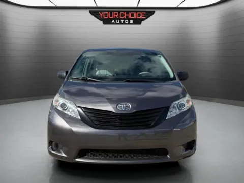 Photos of 2013 Toyota Sienna L for sale in Waukegan, IL at Your Choice Autos - Waukegan