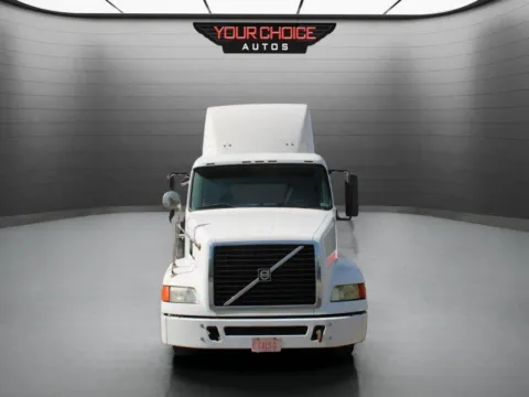 White 2007 Volvo VNM 6X4 2dr Conventional New Generation for sale in Waukegan, IL