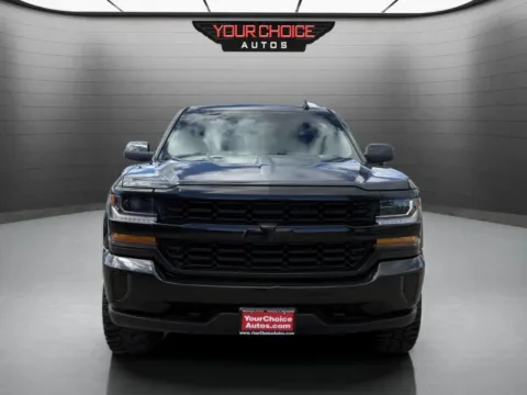 Photos of 2017 Chevrolet Silverado 1500 LT for sale in Waukegan, IL at Your Choice Autos - Waukegan