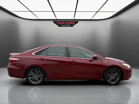More photos of 2016 Toyota Camry Hybrid SE 4dr Sedan at Your Choice Autos - Waukegan, IL