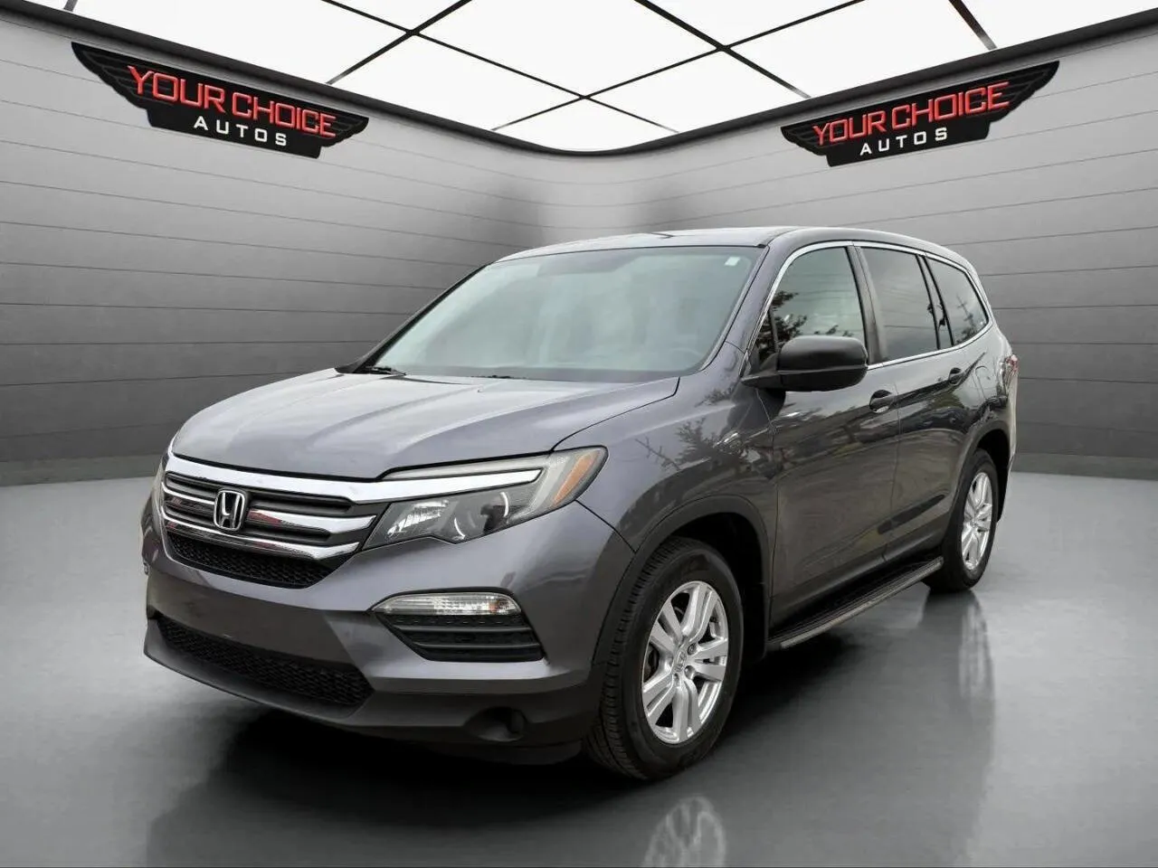 Gray 2017 Honda Pilot LX for sale in Waukegan, IL
