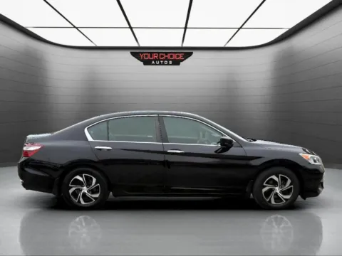 More photos of 2017 Honda Accord Sedan LX at Your Choice Autos - Waukegan, IL