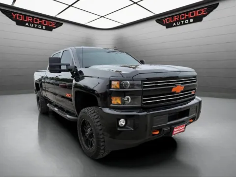 Another view of 2017 Chevrolet Silverado 2500HD LT for sale in Waukegan, IL at Your Choice Autos - Waukegan