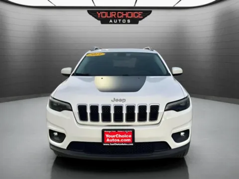 Photos of 2019 Jeep Cherokee Latitude for sale in Waukegan, IL at Your Choice Autos - Waukegan