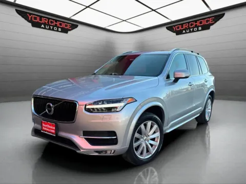Silver 2016 Volvo XC90 T6 Momentum for sale in Waukegan, IL