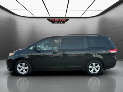 Photos of 2014 Toyota Sienna LE 8 Passenger 4dr Mini Van for sale in Waukegan, IL at Your Choice Autos - Waukegan