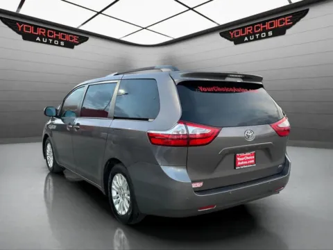Another view of 2017 Toyota Sienna XLE 8 Passenger 4dr Mini Van for sale in Waukegan, IL at Your Choice Autos - Waukegan