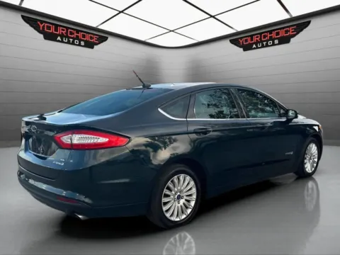 More photos of 2014 Ford Fusion SE Hybrid at Your Choice Autos - Waukegan, IL