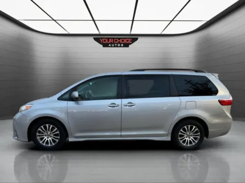 Photos of 2018 Toyota Sienna XLE 8 Passenger 4dr Mini Van for sale in Waukegan, IL at Your Choice Autos - Waukegan