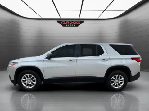 Photos of 2019 Chevrolet Traverse LS for sale in Waukegan, IL at Your Choice Autos - Waukegan