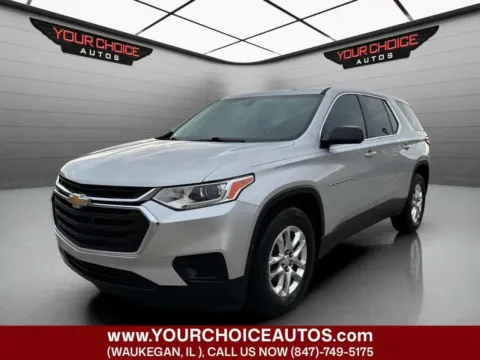 Silver 2019 Chevrolet Traverse LS for sale in Waukegan, IL