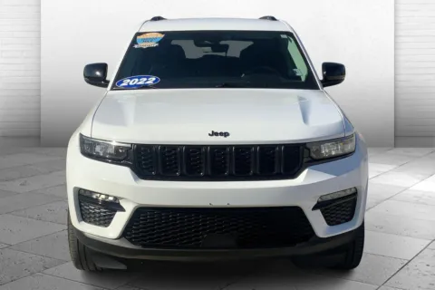 Photos of 2023 Jeep Grand Cherokee Limited for sale in Kansas City, MO at Cable Dahmer Cadillac of Kansas City