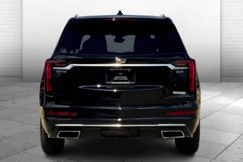 Another view of 2021 Cadillac XT6 Premium Luxury for sale in Kansas City, MO at Cable Dahmer Cadillac of Kansas City