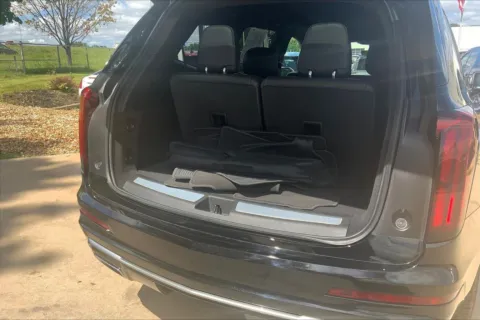 More photos of 2021 Cadillac XT6 Premium Luxury at Cable Dahmer Cadillac of Kansas City, MO