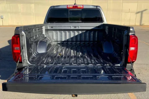 More photos of 2022 Chevrolet Colorado LT at Cable Dahmer Cadillac of Kansas City, MO