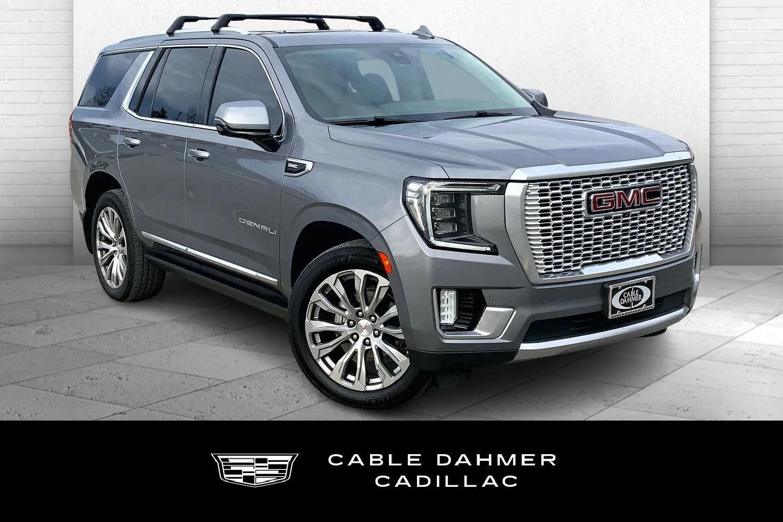 Gray 2021 GMC Yukon Denali for sale in Kansas City, MO