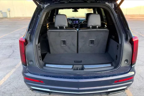 More photos of 2025 Cadillac XT6 Premium Luxury at Cable Dahmer Cadillac of Kansas City, MO