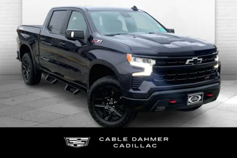 Gray 2022 Chevrolet Silverado 1500 LT Trail Boss for sale in Kansas City, MO