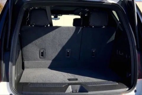 More photos of 2021 GMC Yukon Denali at Cable Dahmer Cadillac of Kansas City, MO