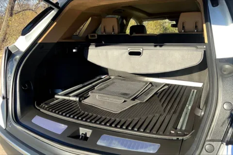 More photos of 2019 Cadillac XT5 Platinum AWD at Cable Dahmer Cadillac of Kansas City, MO