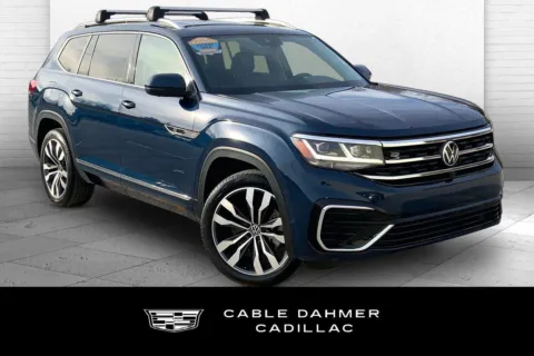 Black 2023 Volkswagen Atlas 3.6L V6 SEL Premium R-Line for sale in Kansas City, MO