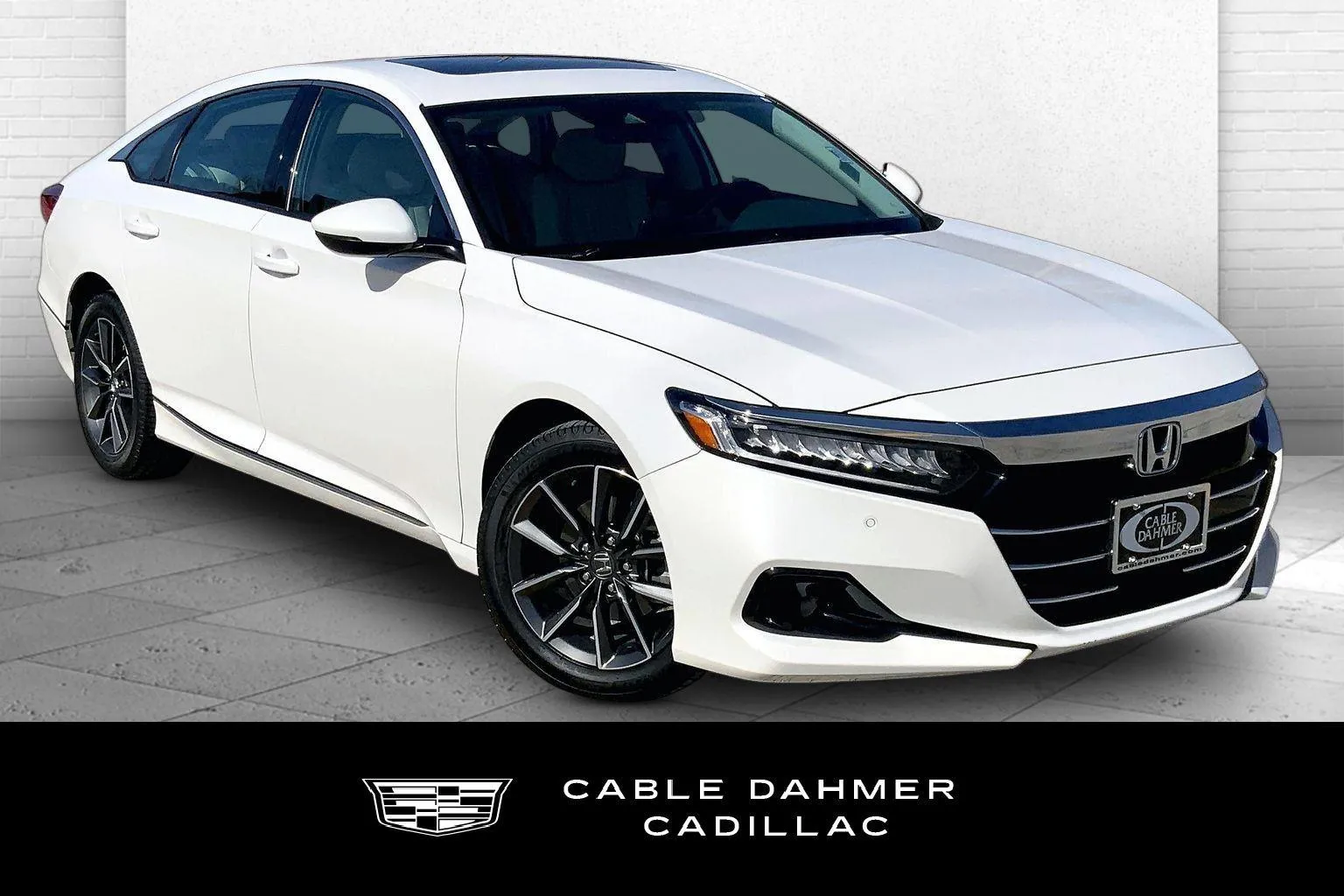 Black 2021 Honda Accord Sedan EX-L for sale in Kansas City, MO