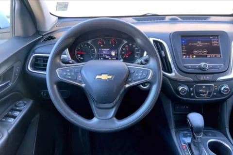 More photos of 2023 Chevrolet Equinox LT at Cable Dahmer Cadillac of Kansas City, MO