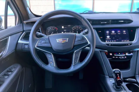 More photos of 2025 Cadillac XT5 Premium Luxury at Cable Dahmer Cadillac of Kansas City, MO