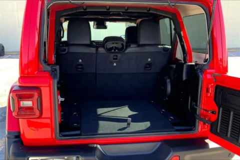 More photos of 2022 Jeep Wrangler Unlimited Rubicon 392 at Cable Dahmer Cadillac of Kansas City, MO