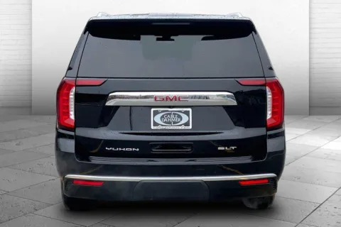 Another view of 2021 GMC Yukon SLT for sale in Kansas City, MO at Cable Dahmer Cadillac of Kansas City