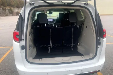 More photos of 2024 Chrysler Pacifica Touring L at Cable Dahmer Cadillac of Kansas City, MO